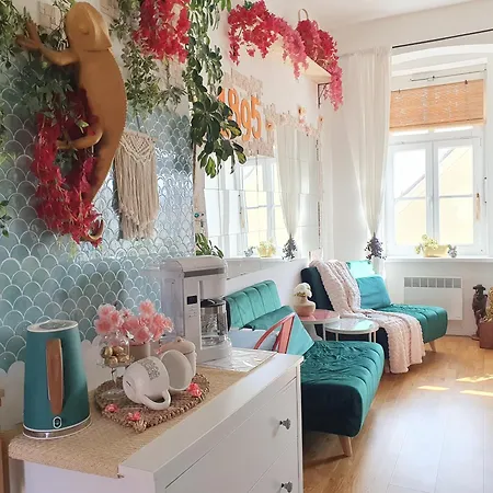 Casa 1895 , Boutique In A Historic Townhouse Near The Beer Fountain
