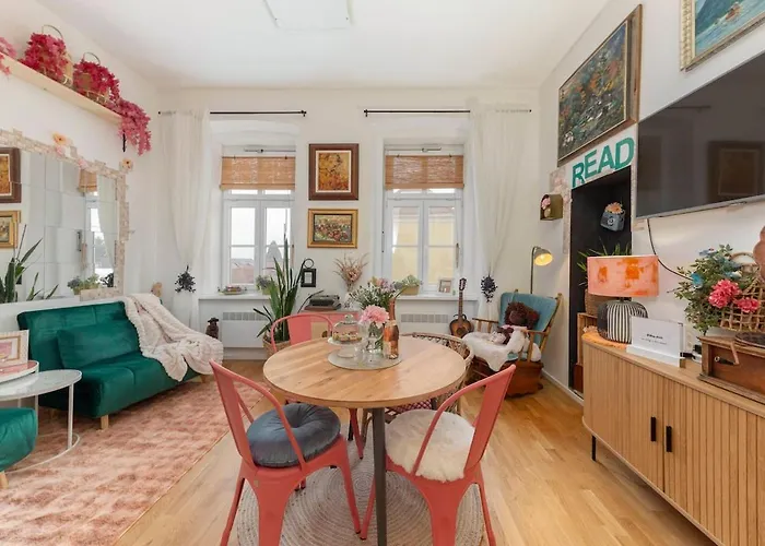 Casa1895, Boutiquestay Oldtown, 2Min Beer Fountain شقة *