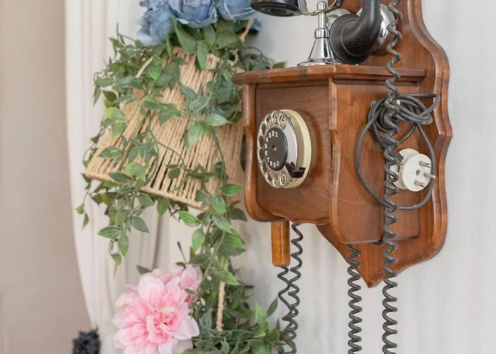 Casa1895, Stylish Old Town Apartment Near Beer Fountain Zalec